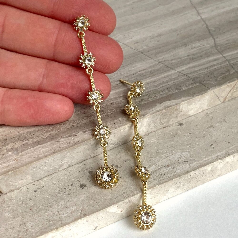 NEW~ Anthropologie Graduated Long Crystal Drop Gold Earrings - Picture 6 of 11